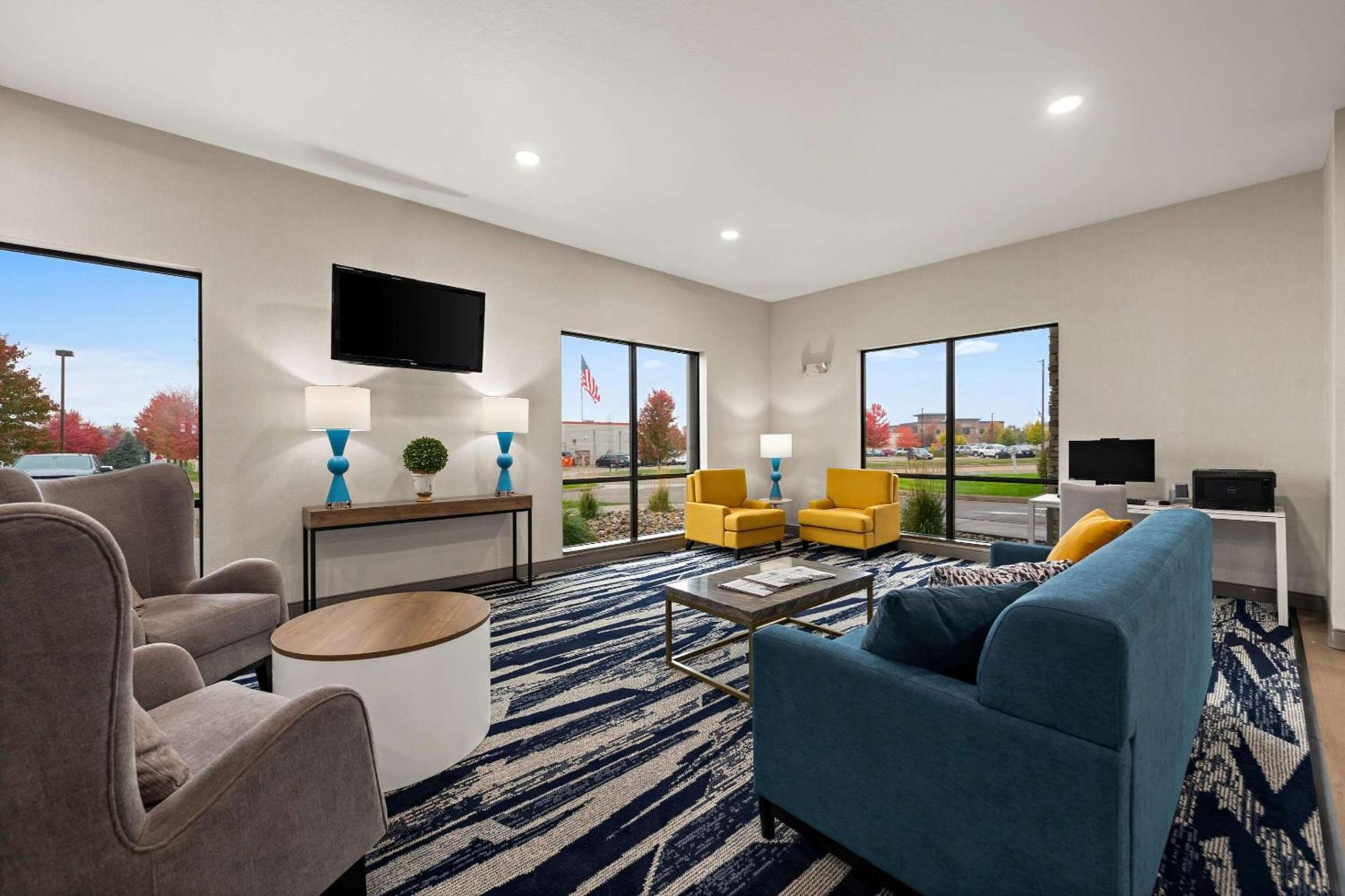 Comfort Suites Hudson I-94 Eksteriør billede