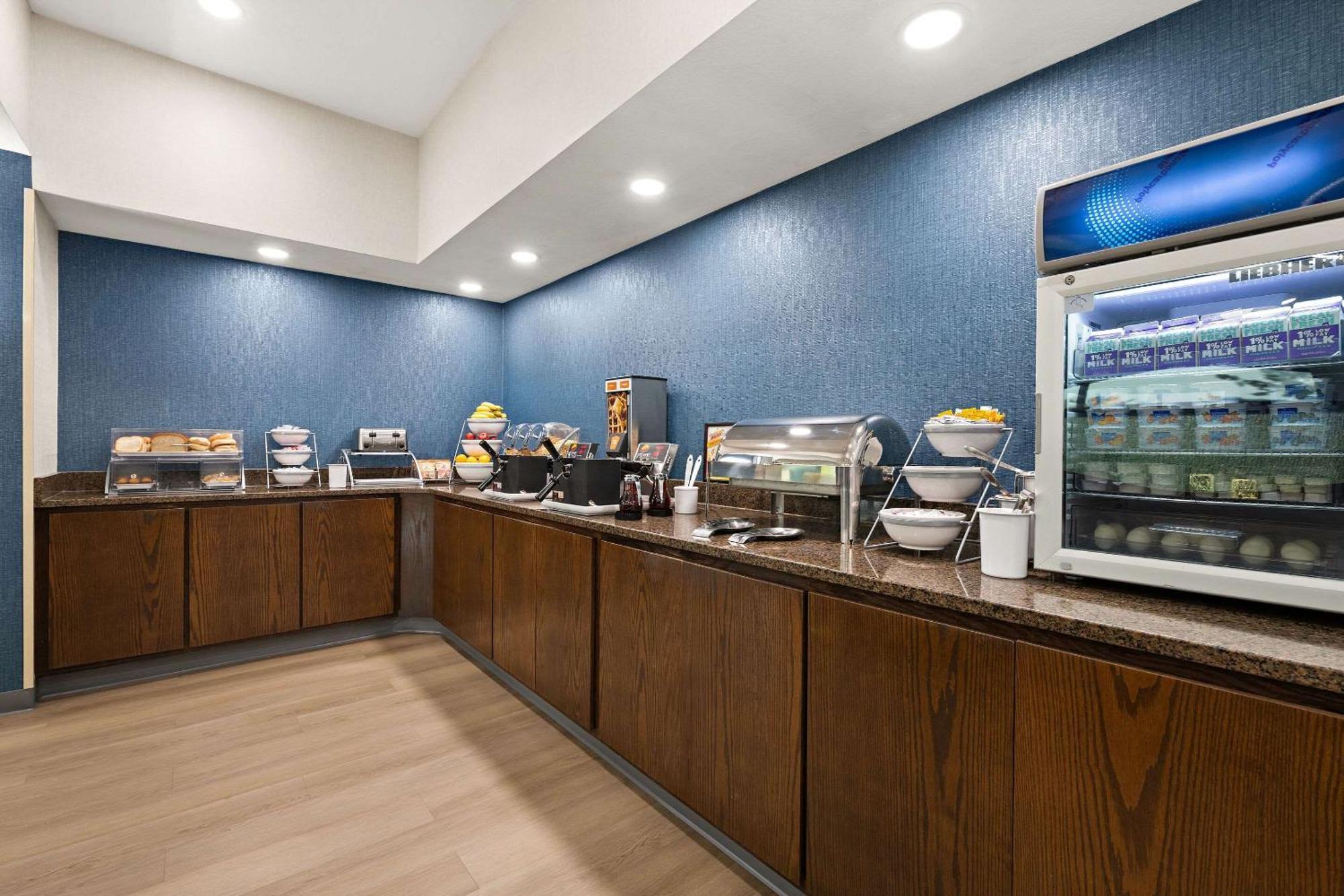 Comfort Suites Hudson I-94 Eksteriør billede